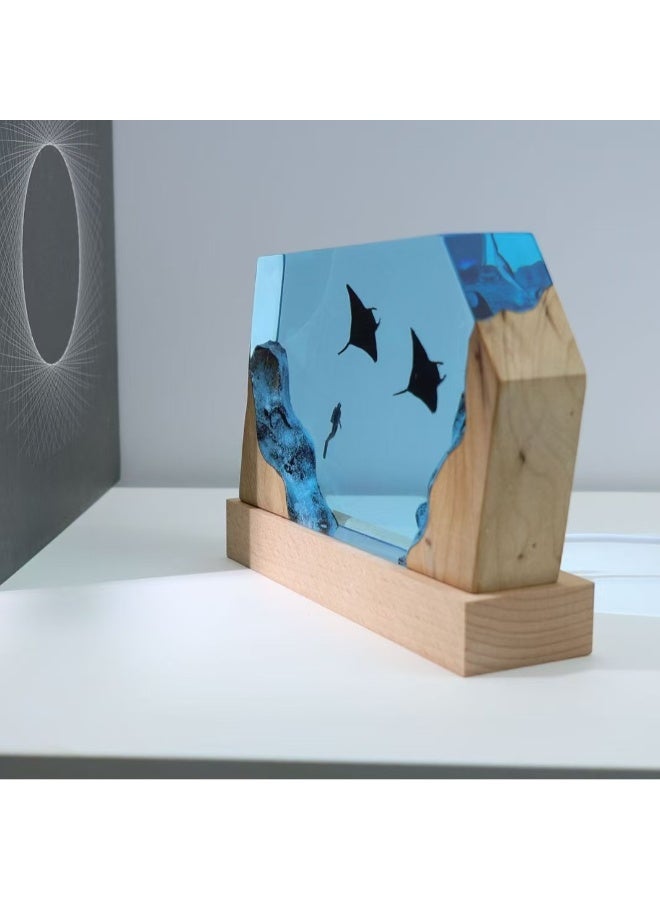 Handcrafted Deep-Sea Resin & Wood Night Light, Diver & Manta Rays, Ambient Lighting, 15cm - Image 2