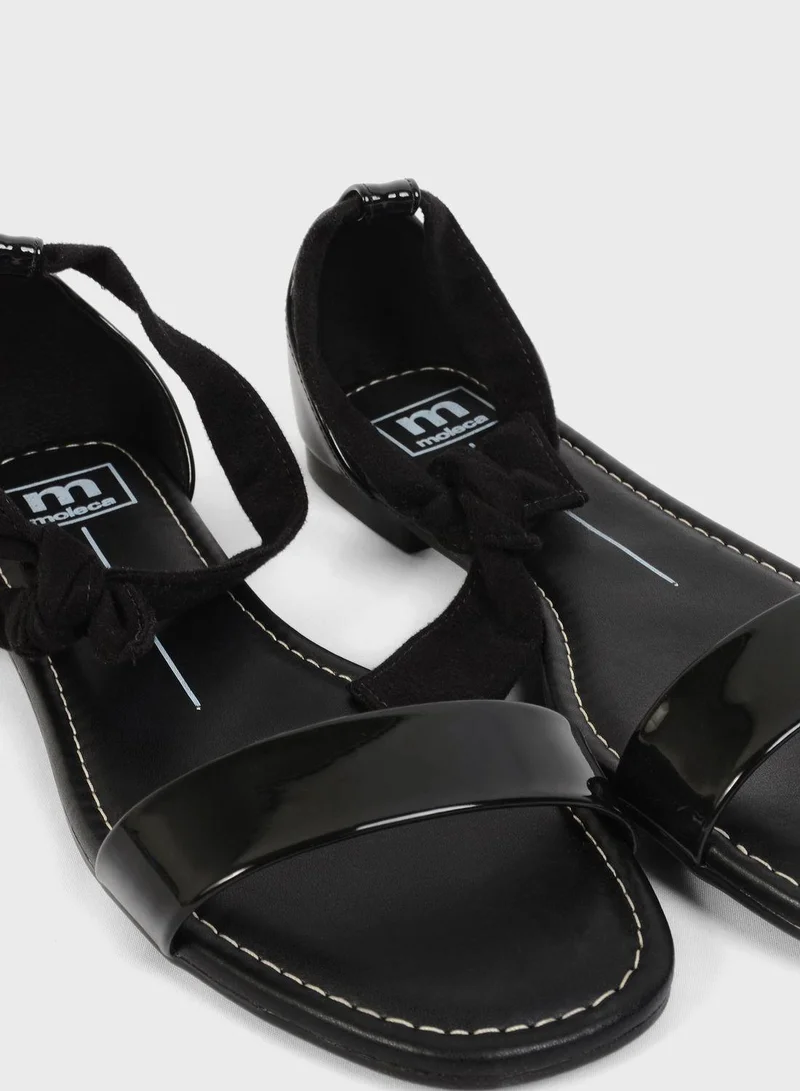 موليكا Ankle Strap Flat Sandals