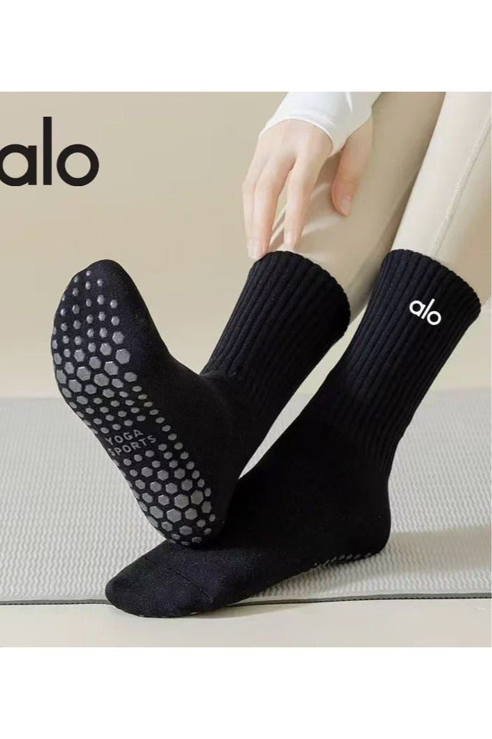 alo alo yoga sports pure cotton socks, sweat-absorbing, odor-proof, running and fitness long tube, men's and women's one-piece set - Image 1