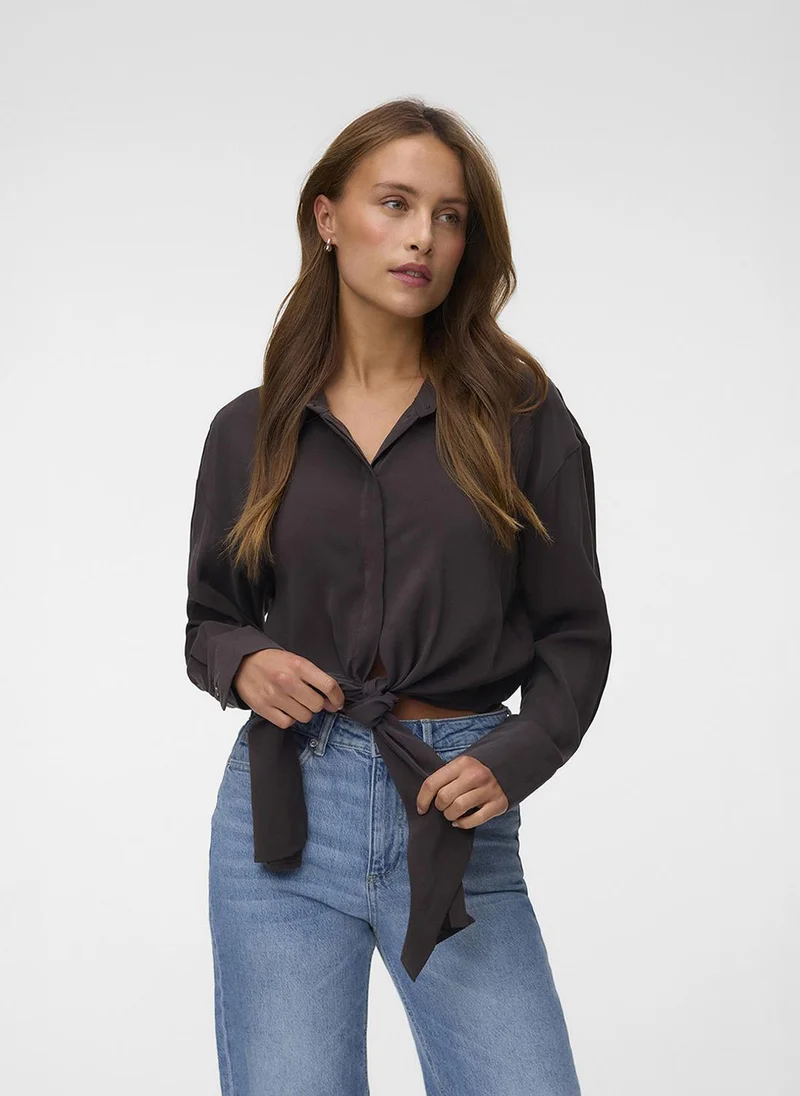 فيرو مودا Women's VMKELLIANA Sleeveless Short Tie Detail Shirt