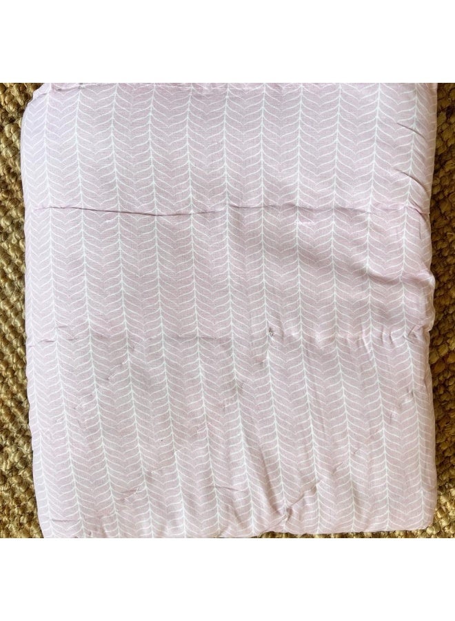 ecotattva لحاف أطفال بلون بنفسجي فاتح وأبيض وزهور زرقاء - Image 2