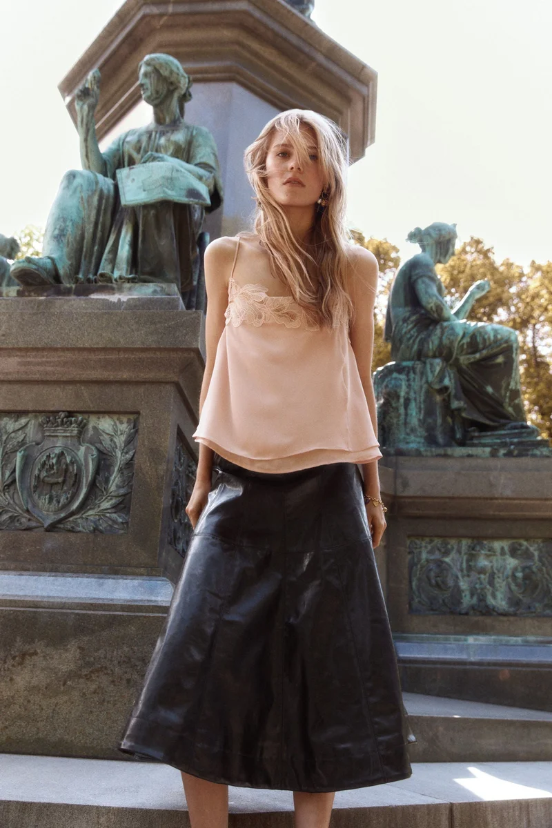 H&M Lace-trimmed strappy top