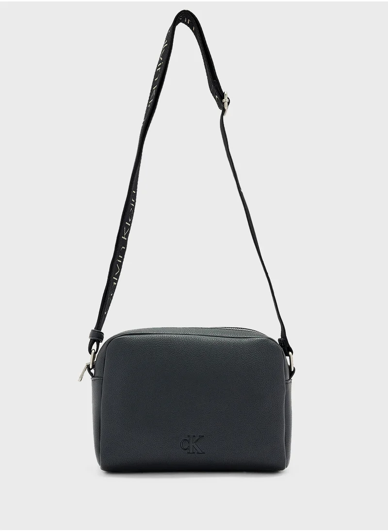 Calvin Klein Jeans Ultralight Deatial Crossbody