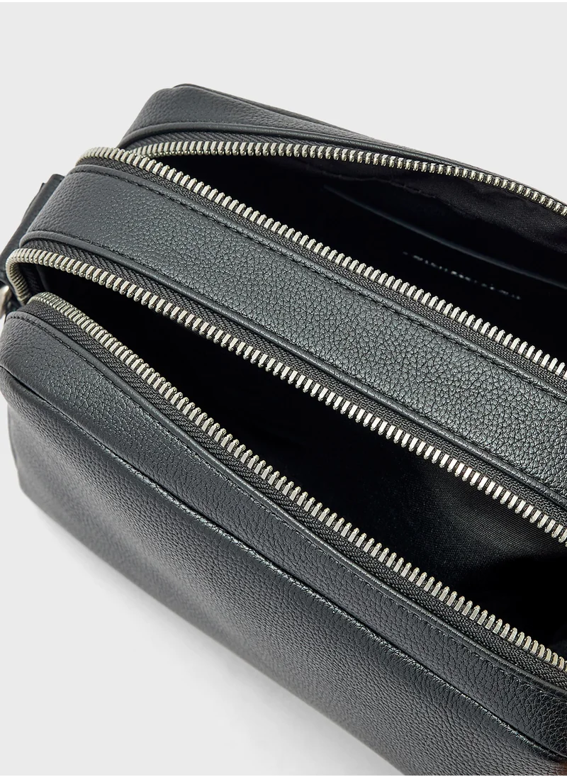 Calvin Klein Jeans Ultralight Deatial Crossbody