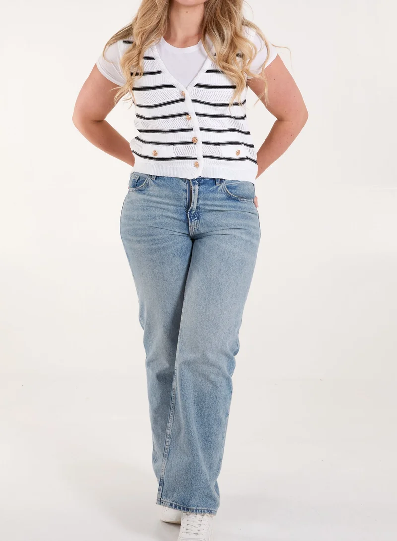 بلو فانيلا سترة محبوكة بدون أكمام مخططة