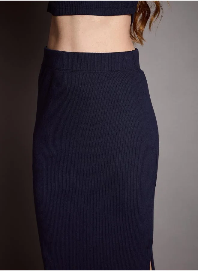 SASSAFRAS Ribbed Pencil Skirt with Side Slit by Styli