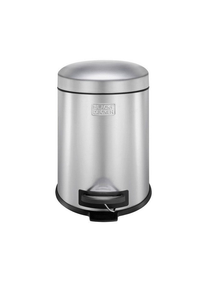 بلاك اند ديكر سلة نفايات قدمية نحيفة بغطاء مغلق بلطف من ستانلس ستيل – فضي وأسود، سعة 5 لترا 61325 - Image 2