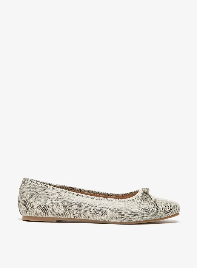 فلورا بيلا من شو إكسبرس Animal Textured Round Toe Ballerina Shoes with Bow Detail