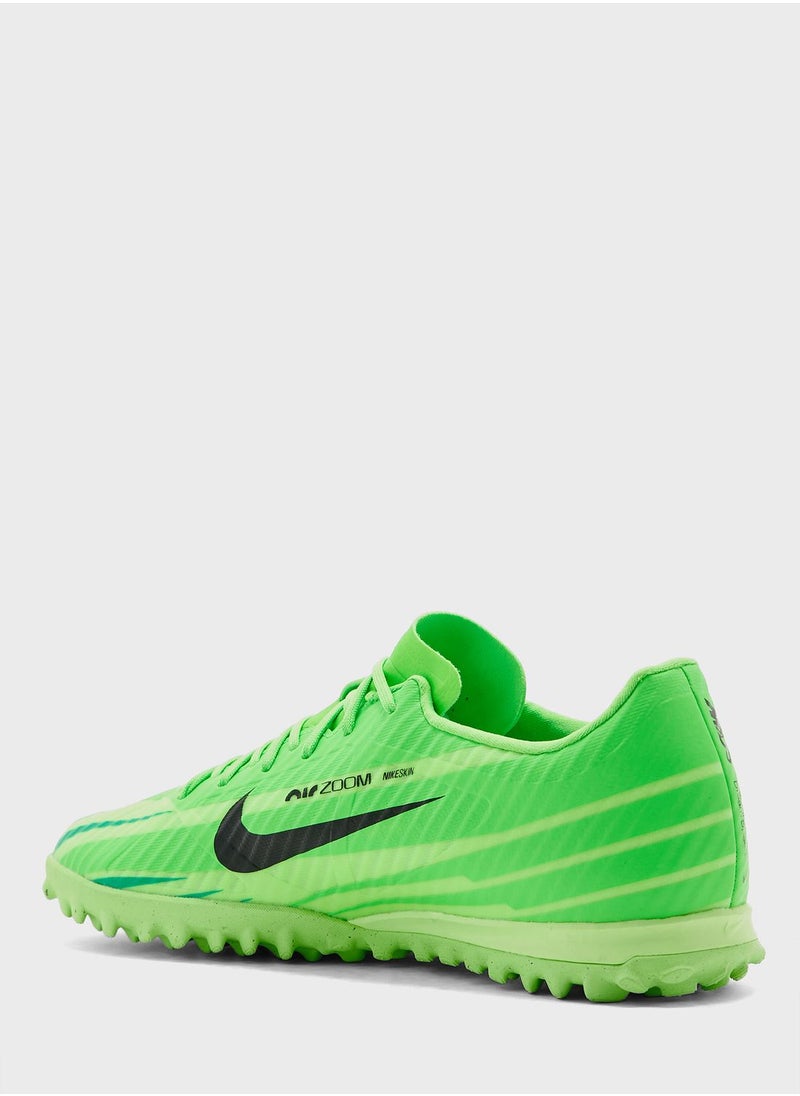 Nike - Vapor 15 Academy TF Football Boots - Image 1