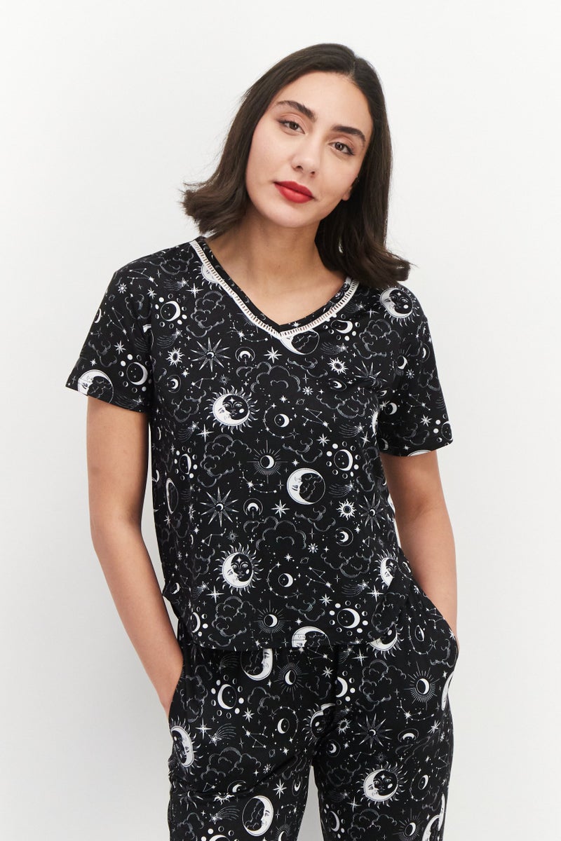 PJ Couture Women 2 Pieces Allover Print Pyjama Set, Black - Image 4