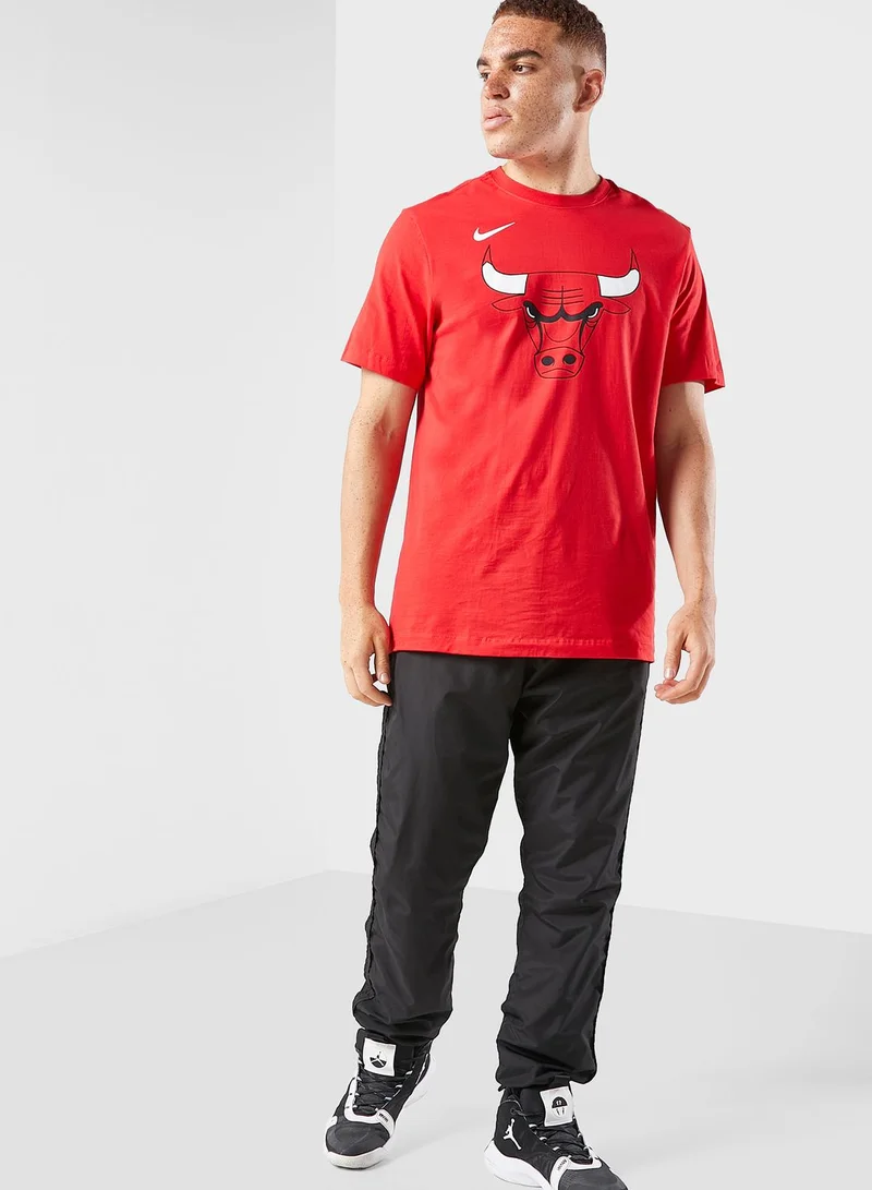 Nike  Chicago Bulls Logo T-Shirt for Men | Best Price UAE