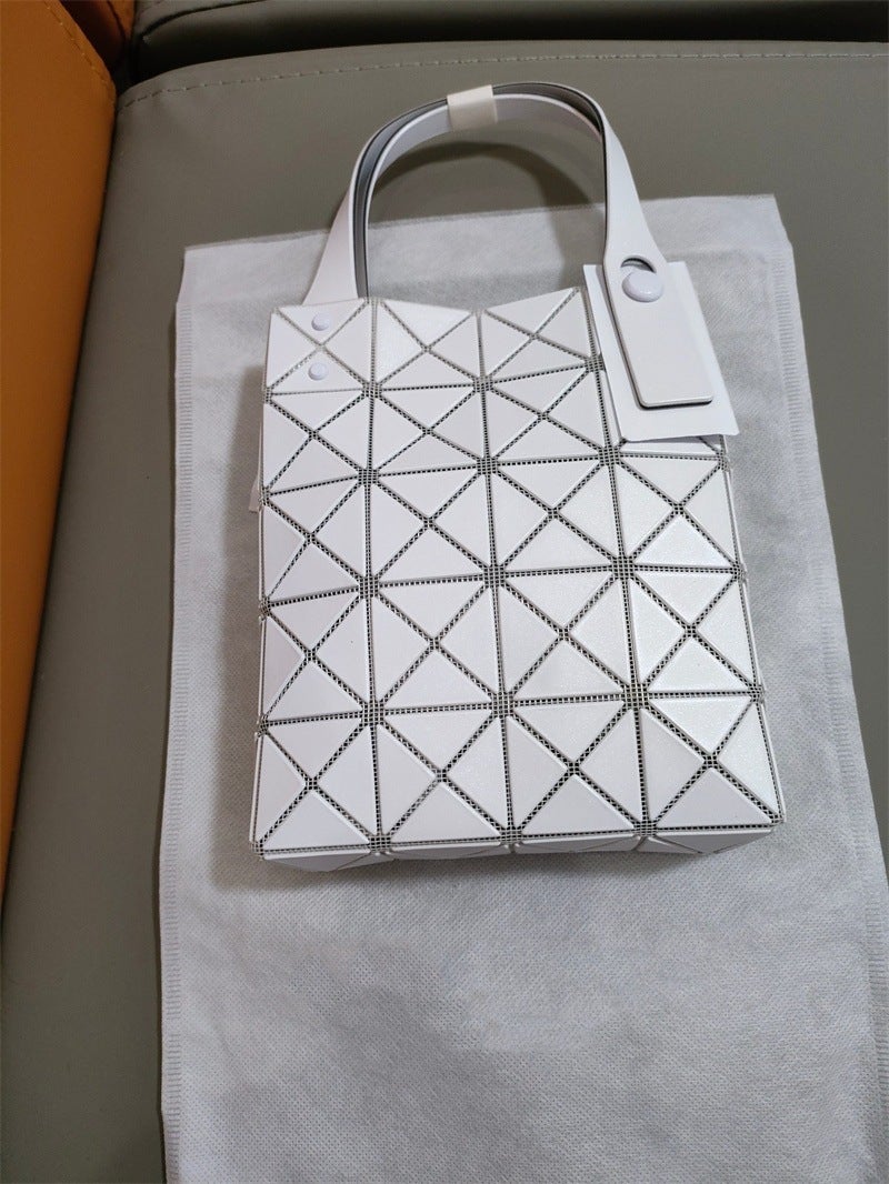 4 × 5 Grid Small Square Box New Diamond Geometric Shoulder Bag Casual Fashion Handbag Bright Face Tote Women'S Bag - Image 4