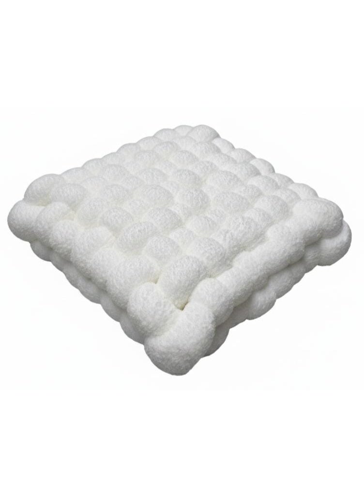 أي كي دي سي وسادة AKDC الفاخرة بعقدة مربعة - مصنوعة من قماش صوف الحملان الأبيض فائق النعومة، ديكور منزلي عصري، 40×40×10 سم - Image 1