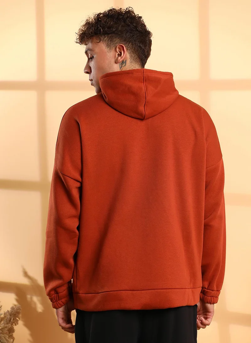 كامبوس سوترا Men's Burnt Orange Oversized Pullover Sweatshirt With Kangaroo Pocket