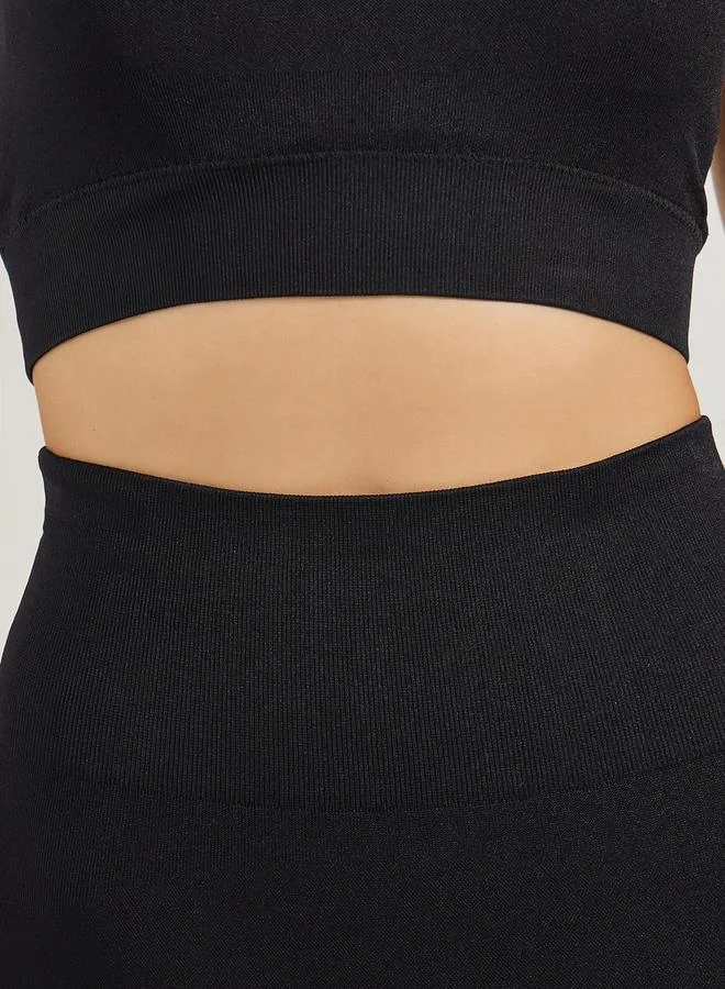 Styli Active Halter Neck Sports Bra and Leggings Set