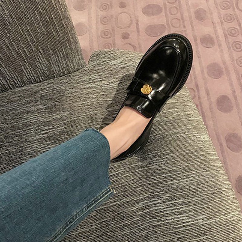 Grape Mom Casual Camellia Small Gold Button Autumn Thick-Soled Single-Layer Shoes Slip-On Inner Heightening Lefu Small Leather Shoes For Women - Image 3