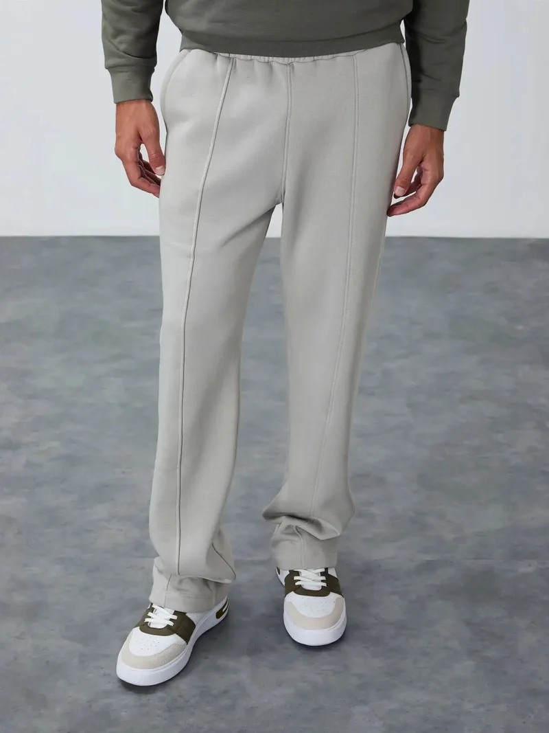 تومي لايف TOMMY Men's Regular Fit Cotton-Polyester Sweatpants