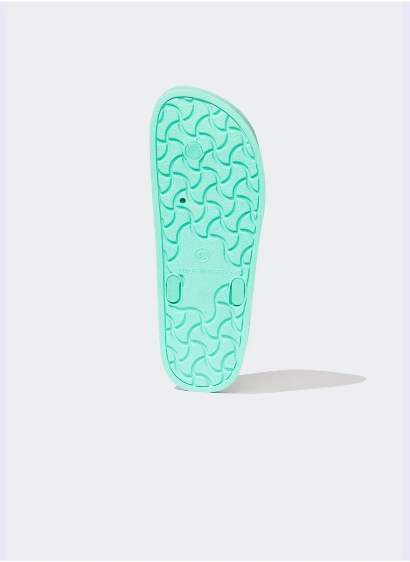 DeFacto Flip Flop Sandals