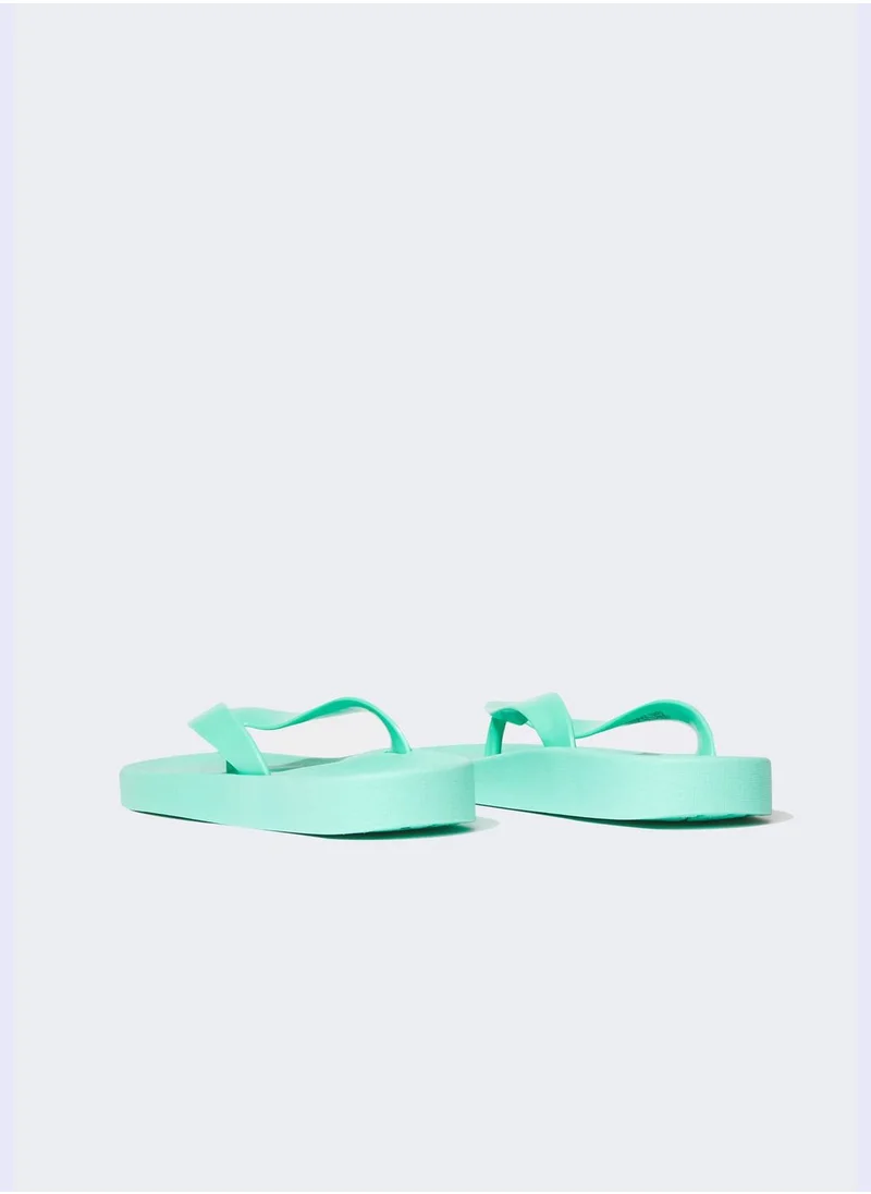 DeFacto Flip Flop Sandals