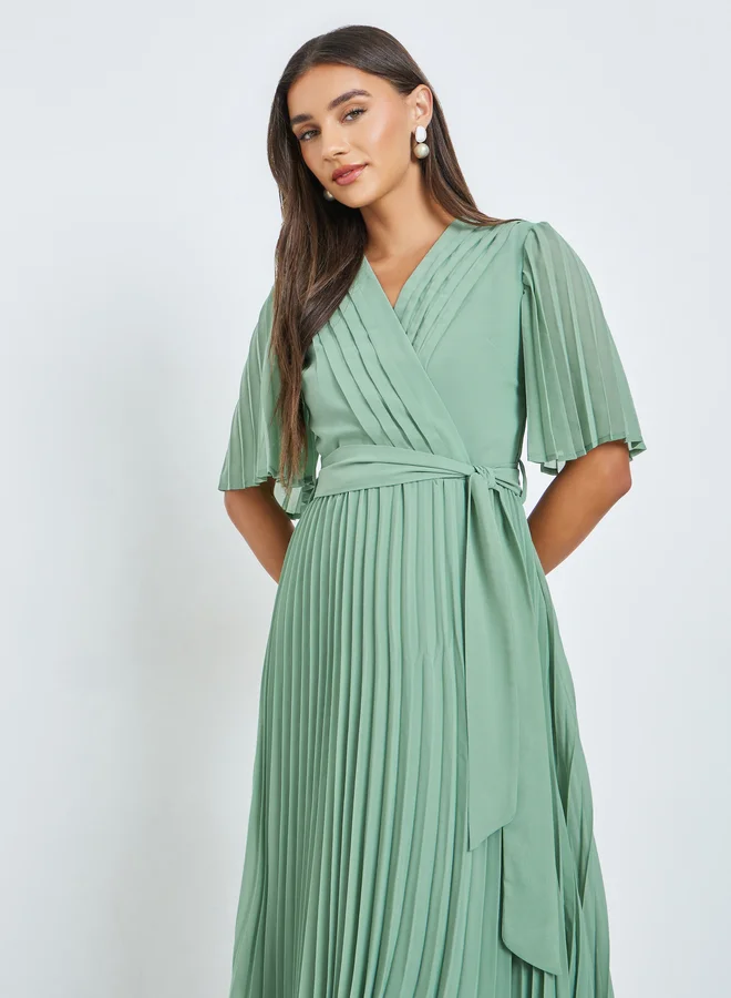 Styli Green Pleated Midi Dress with Tie-Belt