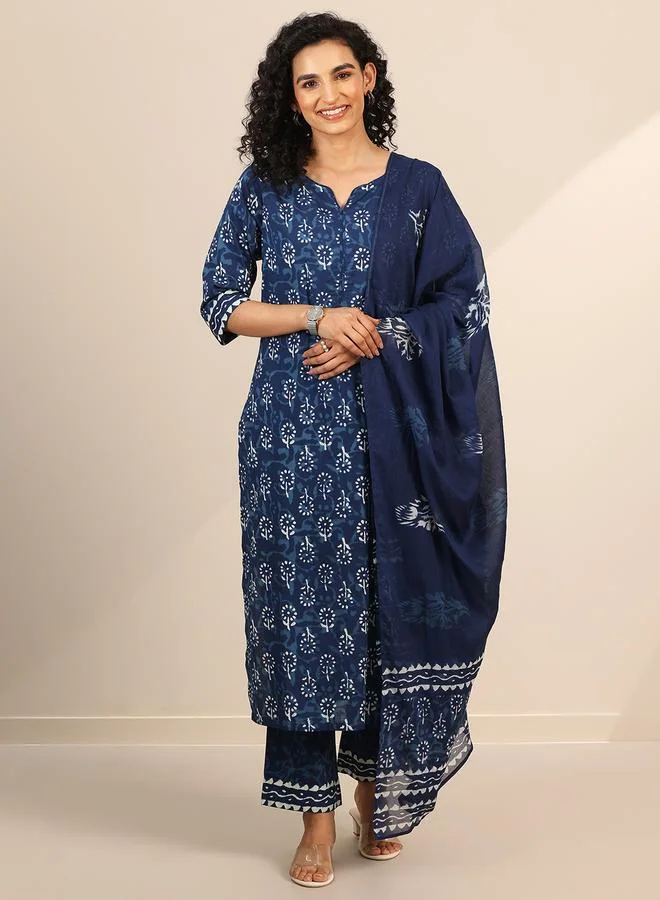 لباس Blue Printed Cotton Straight Kurta, Trousers and Dupatta Set