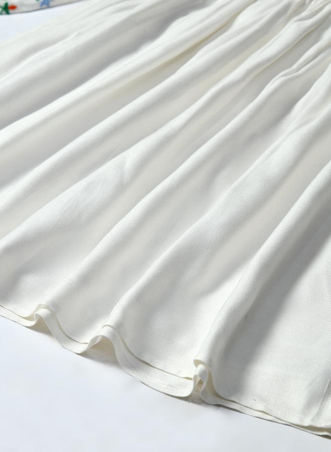 بيلا مودا فستان أبيض مطرز - Image 5