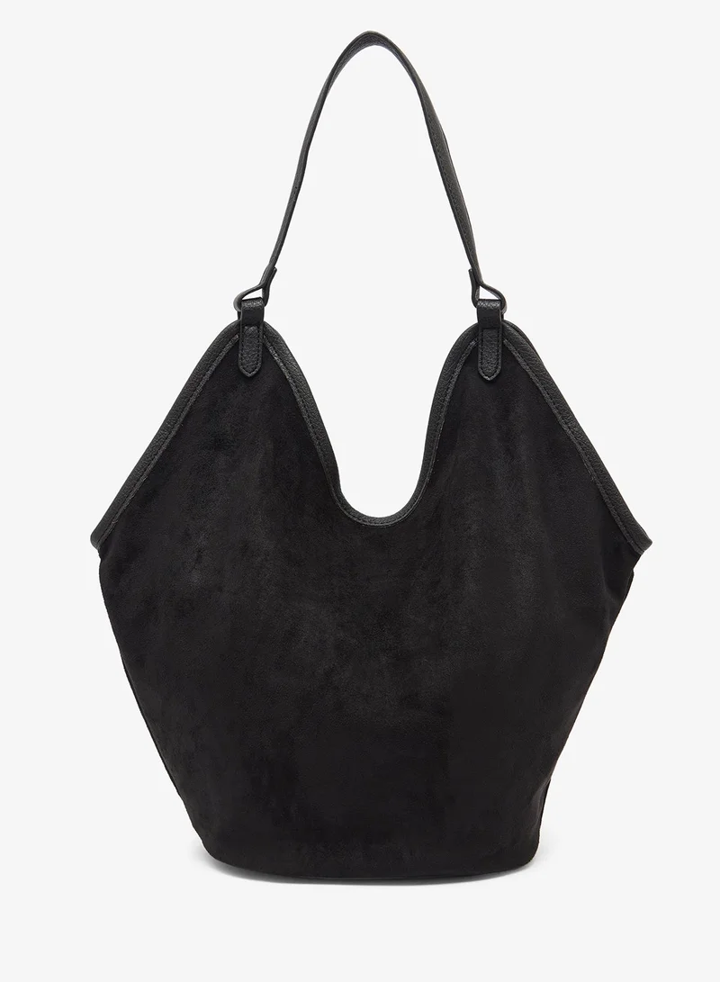 ايلا حقيبة كتف جلد سويدي