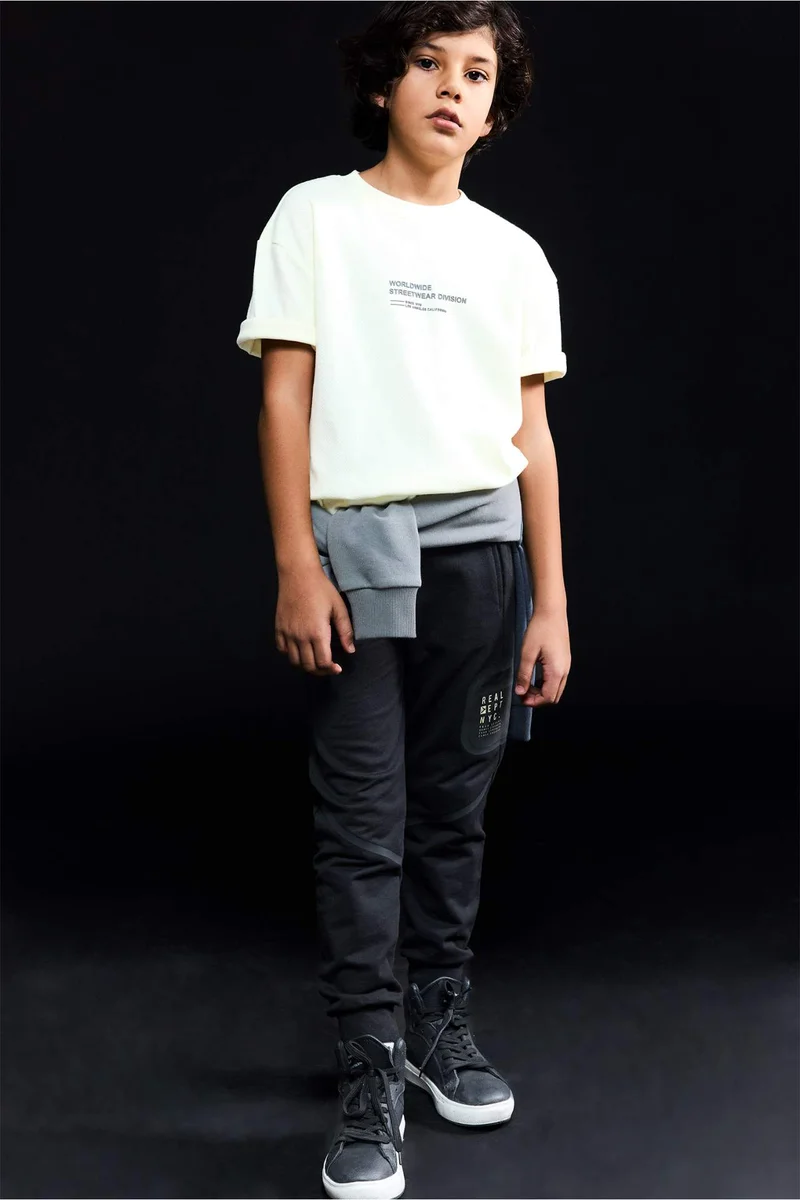 ديفاكتو Boy Oversize Crew Neck Printed T-Shirt