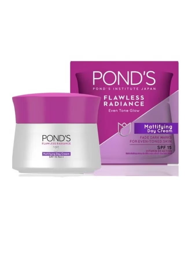 Pond's Pond’s Flawless Radiance Mattifying Day Cream 50g SPF 15 Vitamin B3 Active | For Even Tone & Radiant Glow | Helps Fade Dark Marks & Control Oil | Lightweight Daily Face Cream - Image 1