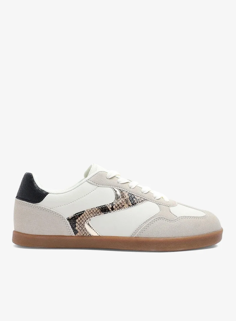 ويرز ذات فروم Anaiah Low Profile Side Panel Detailed Trainer