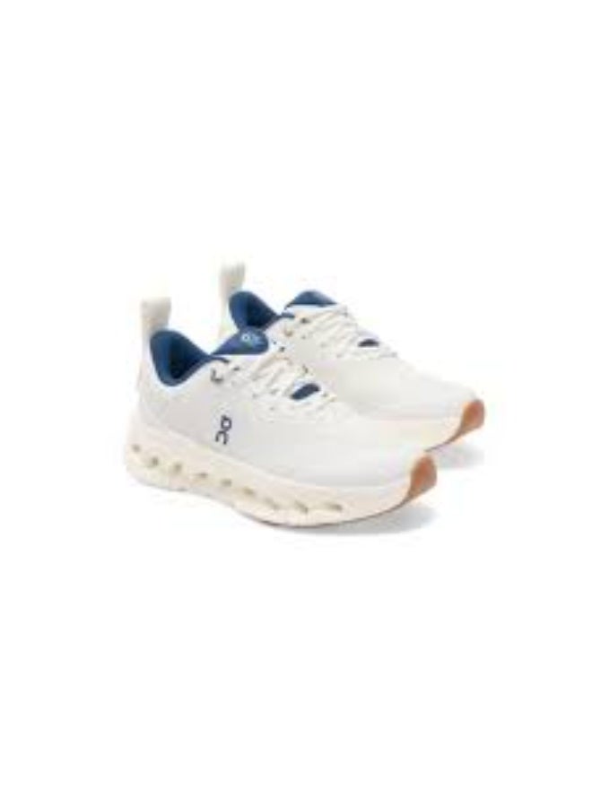 On Cloud  Waterproof Sneakers - Image 3
