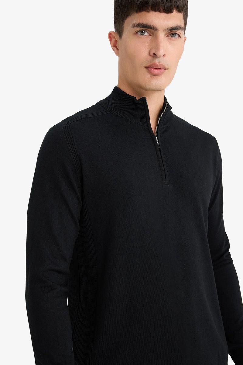 DeFacto Black Man Standard Fit Stand Collar Half Zippered Knit Pullover Casual - Image 1