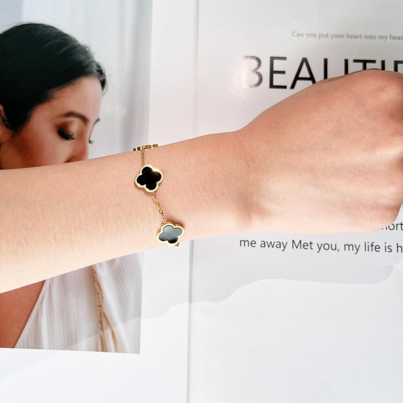 AIPPK 18K Gold Plated Clover Lucky Bracelet Bracelet Dupes for Women Black Flower Four Leaf Bracelets Trendy Jewelry Danity Gifts for Women - Image 4