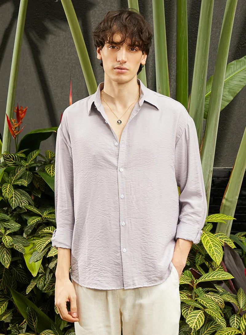 Campus Sutra Men's Lilac Breezy Wrinked Shirt For Casual Wear | Spread Collar | Long Sleeve | Button Closure | Shirt Crafted With Comfort Fit For Everyday Wear