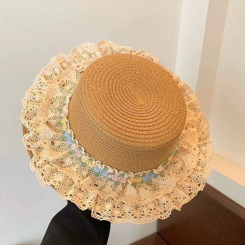 Summer Casual Straw Hat with Lace Trim - Sun Protection & Breathable Wide Brim Hat for Beach Outdoor