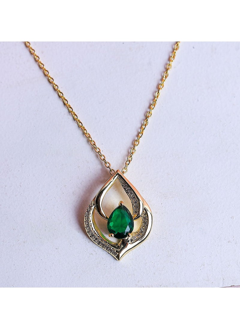 FLUFFY - Stylish gold necklace with radiant zircon stones and a colorful gem adding a touch of luxury - Image 1