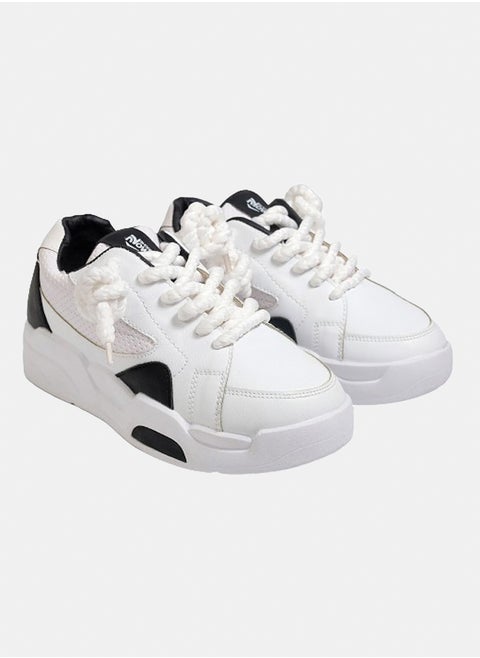 High Top Sneaker