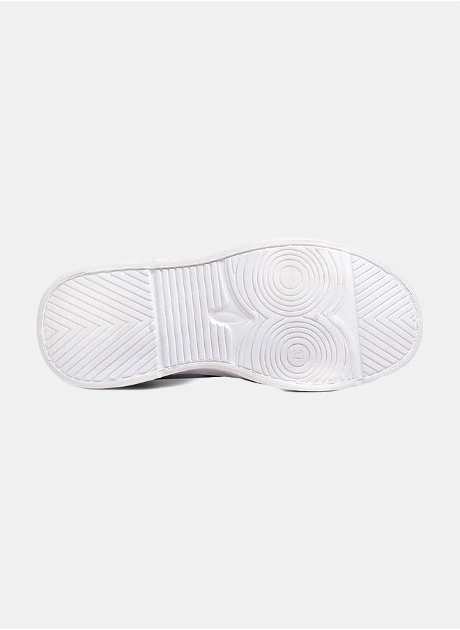 High Top Sneaker