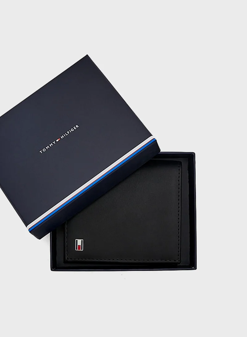 TOMMY HILFIGER Trifold Leather Signature Wallet
