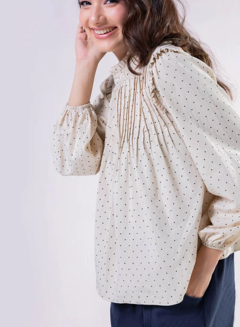 Zigzag Pintuck Detailed Polka Dot Printed Top