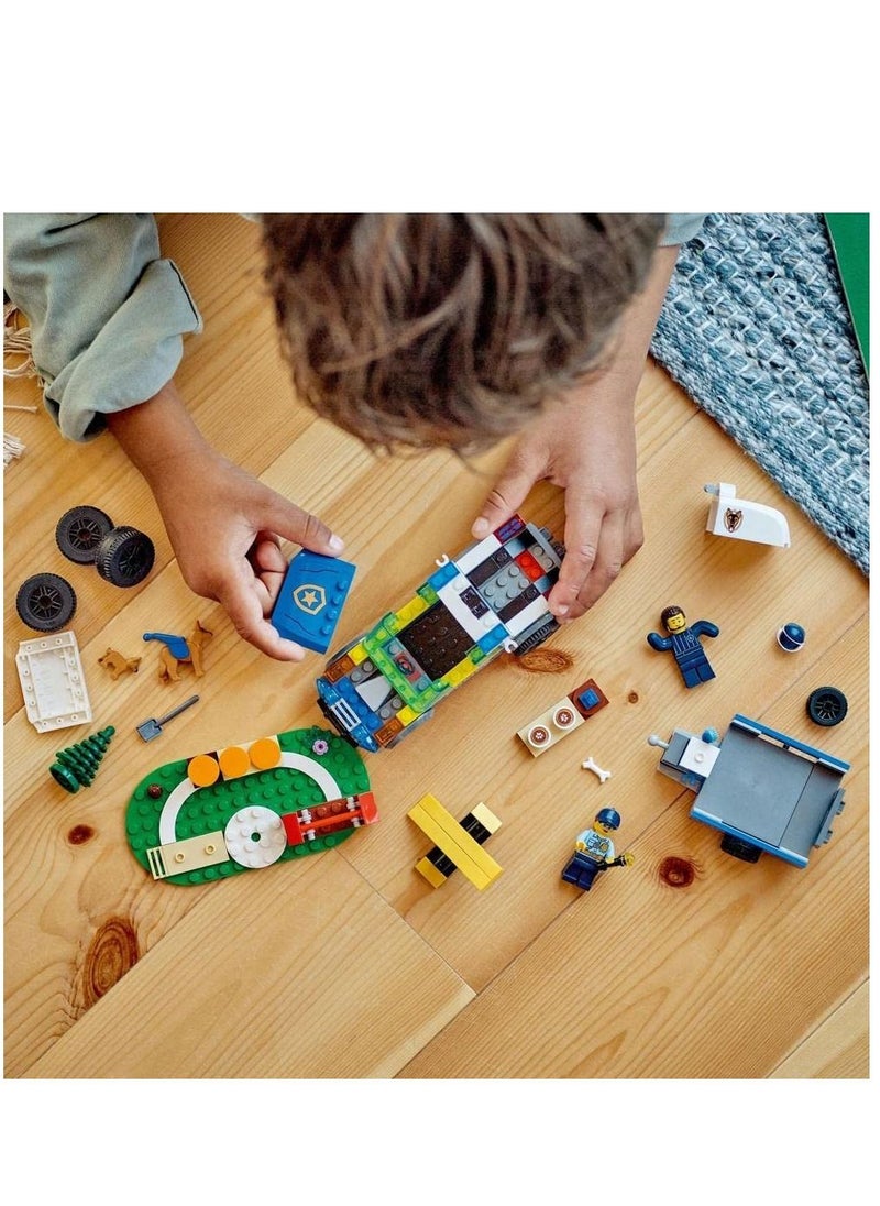 LEGO Mobile Police Dog Training 60369  - Image 3