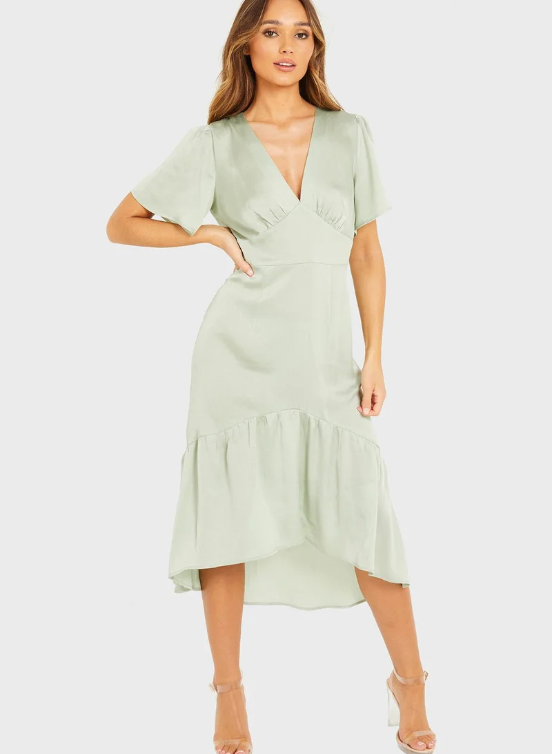 QUIZ V Neck Frill Hem Dress