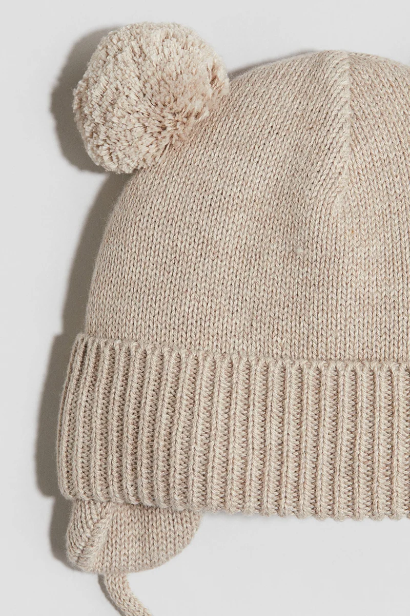 H&M Fleece-lined beanie with earflaps