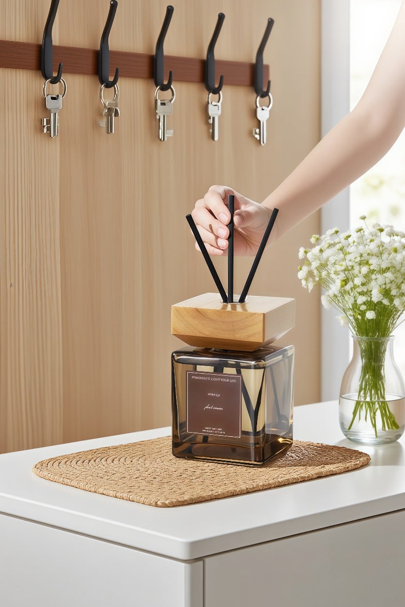 200 مل مشتت عطور الأود والعود الفاخر | عطر منزلي دائم الطفو | رائحة غرفة طبيعية بالزيوت العطرية | أروماتيرابي أنيقة لغرف النوم والمعيشة والمكتب - Image 2