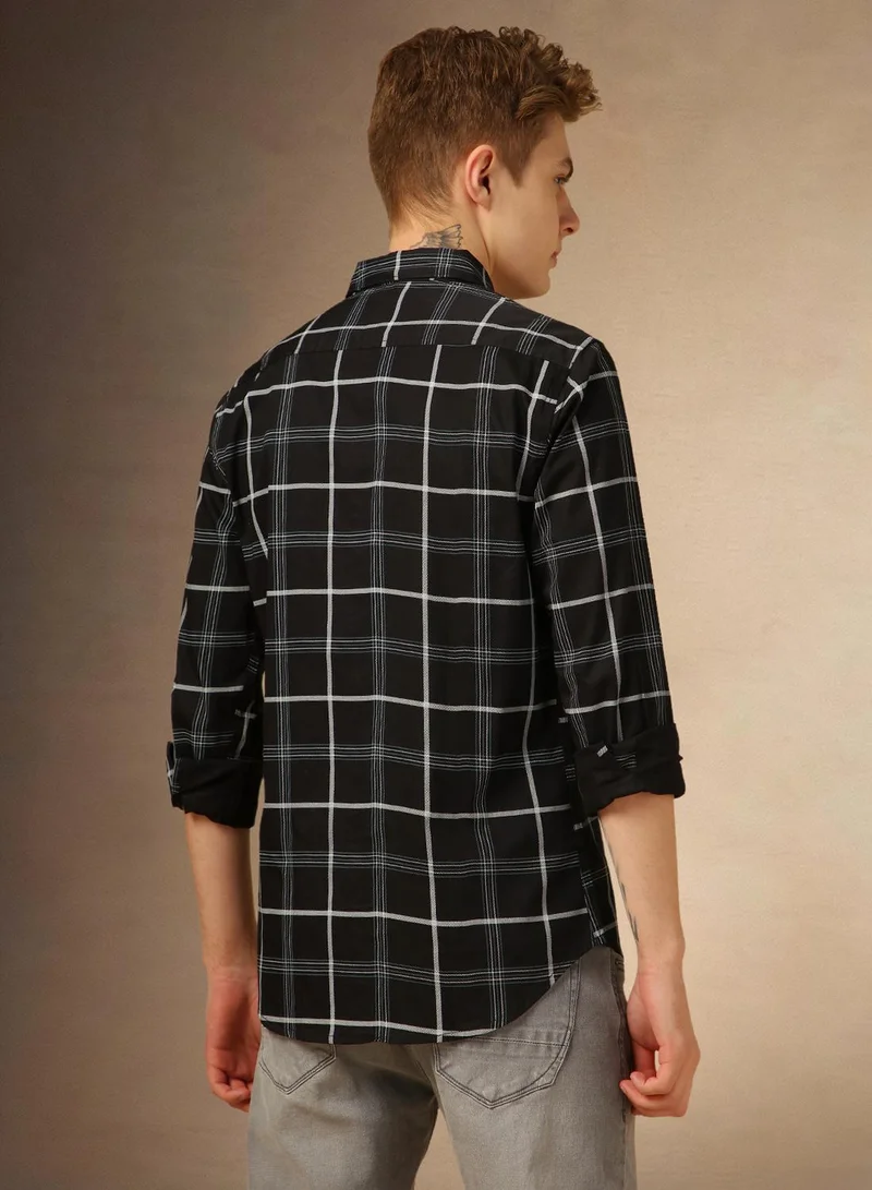 Dennis Lingo Men's Black 100% Cotton Checkered Button Down Regular Fit Shirt