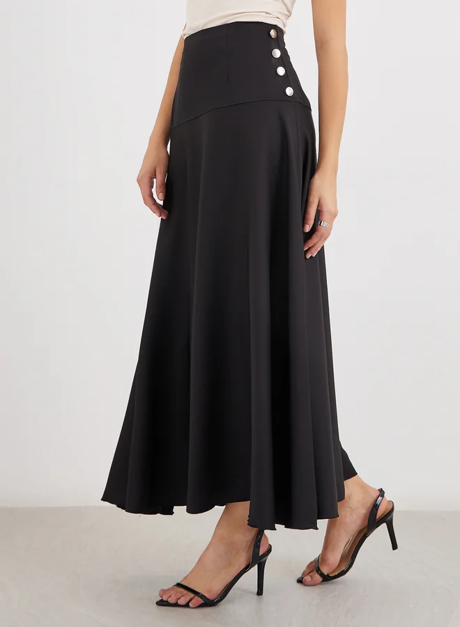 Styli Styli Solid A-Line Maxi Skirt with Button Detail