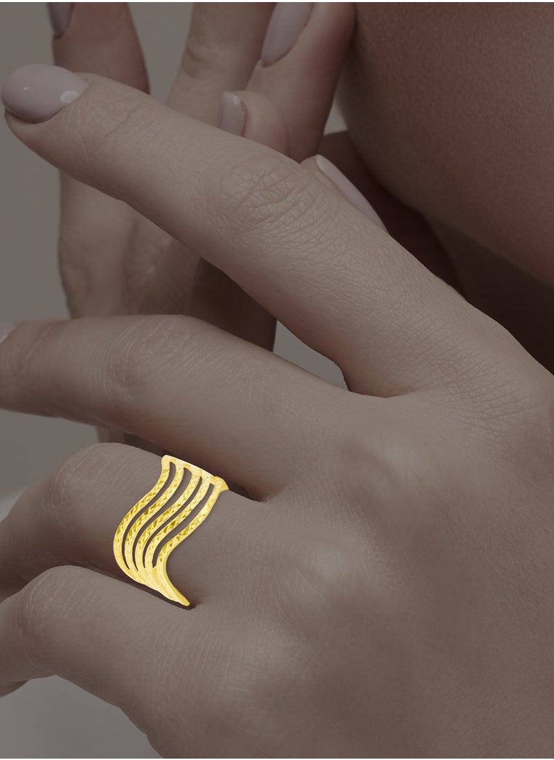 Handcrafted 18kt Solid Gold Ring with Unique Design