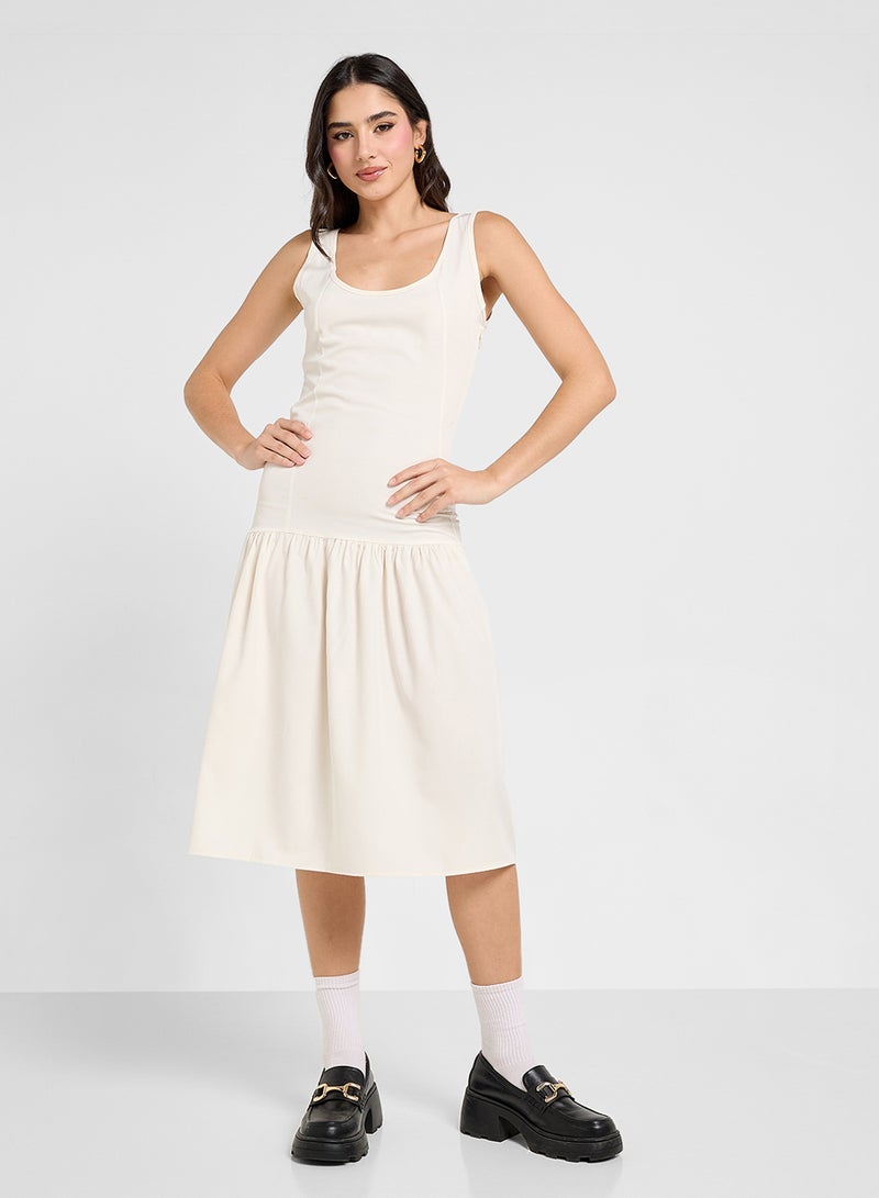 جينجر فستان ميدي بخصر منسدل - Image 1