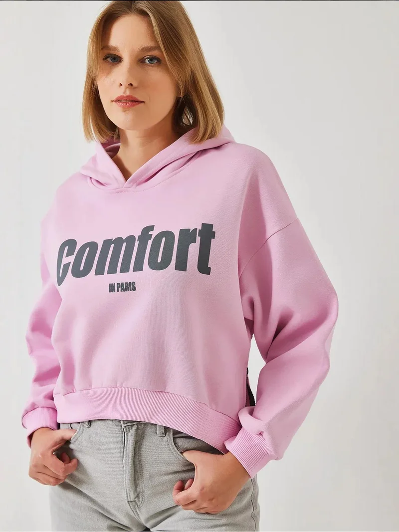 Bianco Lucci LUCCI Hooded Oversized Crop Sweatshirt with Pompom