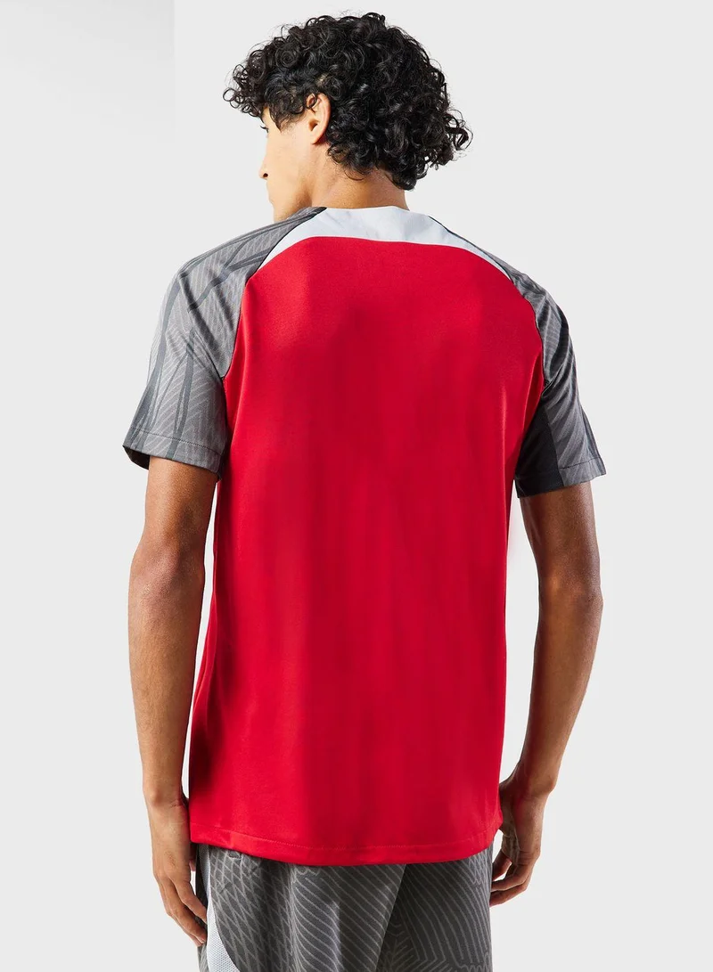 نايكي تيشيرت كرة القدم ليفربول سترايك نيت للرجال